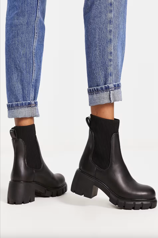 Ribbed Ankle Platform Booties