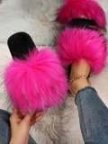 Furry Slipper GOLDEN ROAD TRADING INC